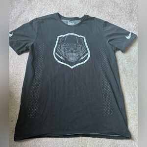 Nike Dri Fit Athletic Cut Football T-Shirt The Nike Tee Black Men's Medium